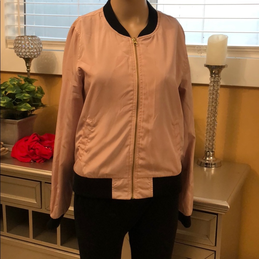 Wind breaker jacket
